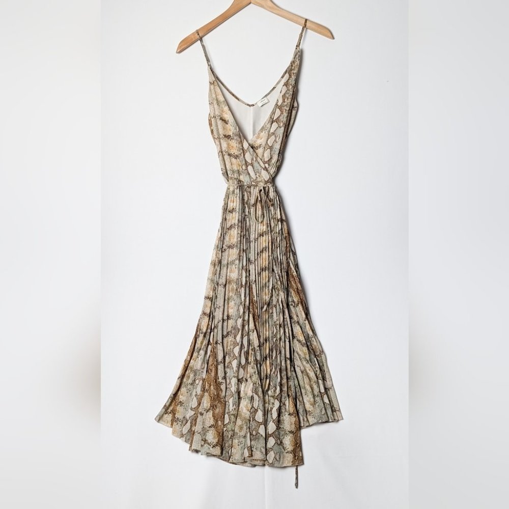 ❌SOLD ❌WILFRED Beaune Dress Pleated Wrap Midi Dress White Snake Print Small - Picture 6 of 11